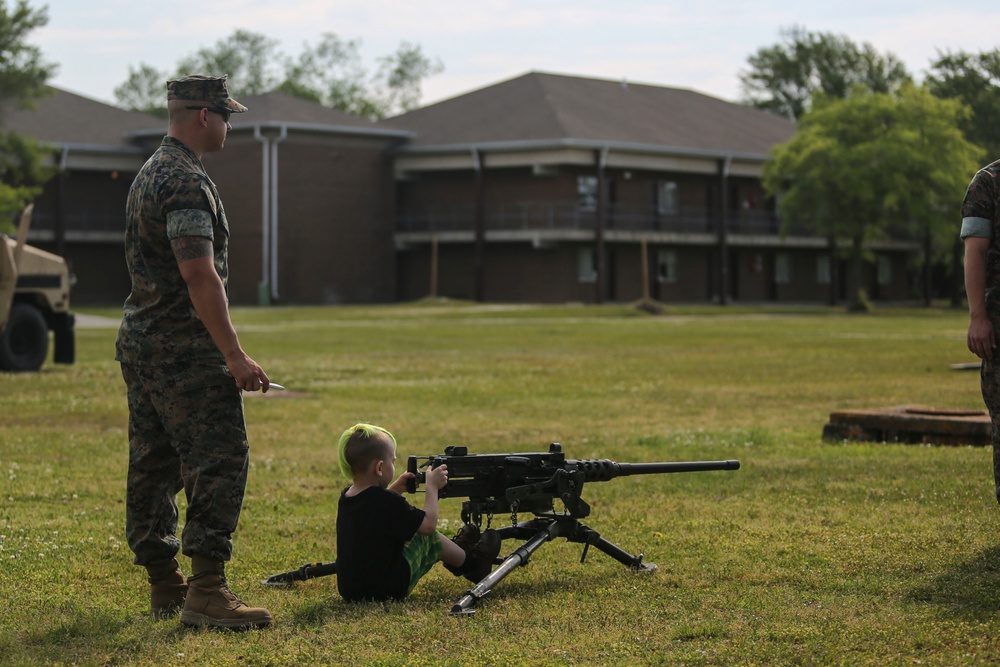 Family matters: Marines, families of CLR-2 enjoy static displays and games