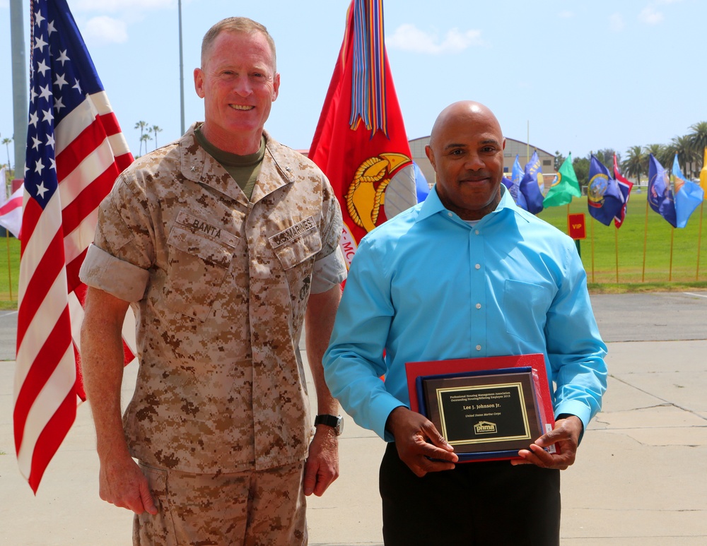 Camp Pendleton Hosts Civilian Awards Ceremony