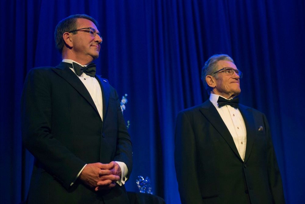 SD attends BENS Eisenhower Award Dinner