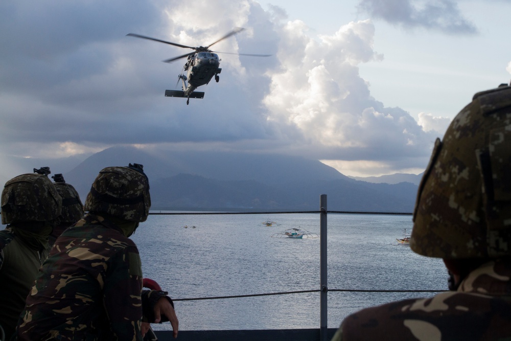 SOF conducts helicopter assault training