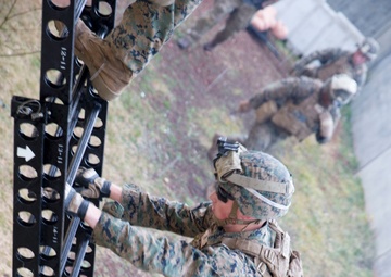 U.S. Marines complete pressure test with U.S. Army Special Forces