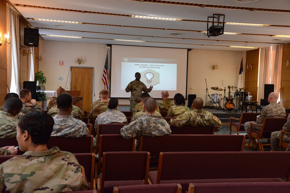 DVIDS - Images - 39th Sig Bn Commander Training [Image 8 of 8]