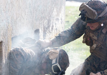U.S. Marines complete pressure test with U.S. Army Special Forces