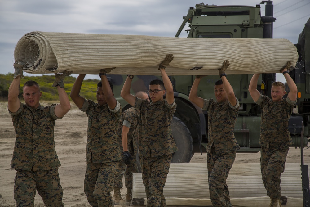 LOS Marines conduct beach operations