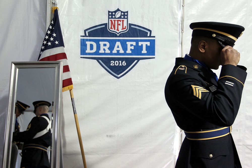 Army Reserve color guard team present for NFL Draft