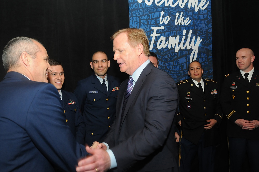 NFL Commissioner meets local service members at Draft