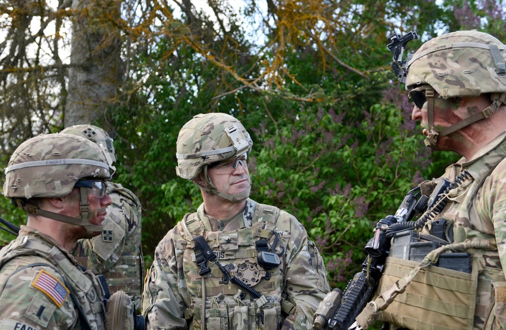 Brig. Gen. Mingus visits Eagle Troop in Estonia
