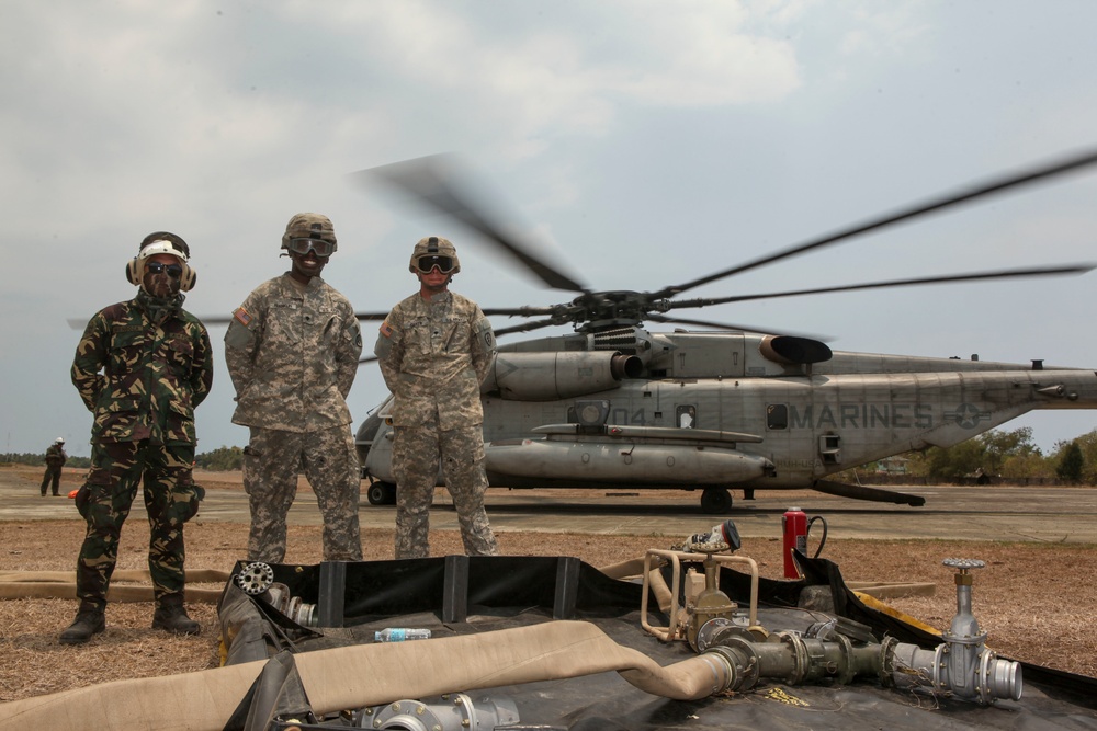 CH-53E Super Stallions refuel and retrieve members of JRRF during Balikatan 2016
