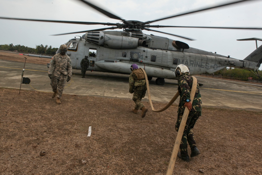 CH-53E Super Stallions refuel and retrieve members of JRRF during Balikatan 2016