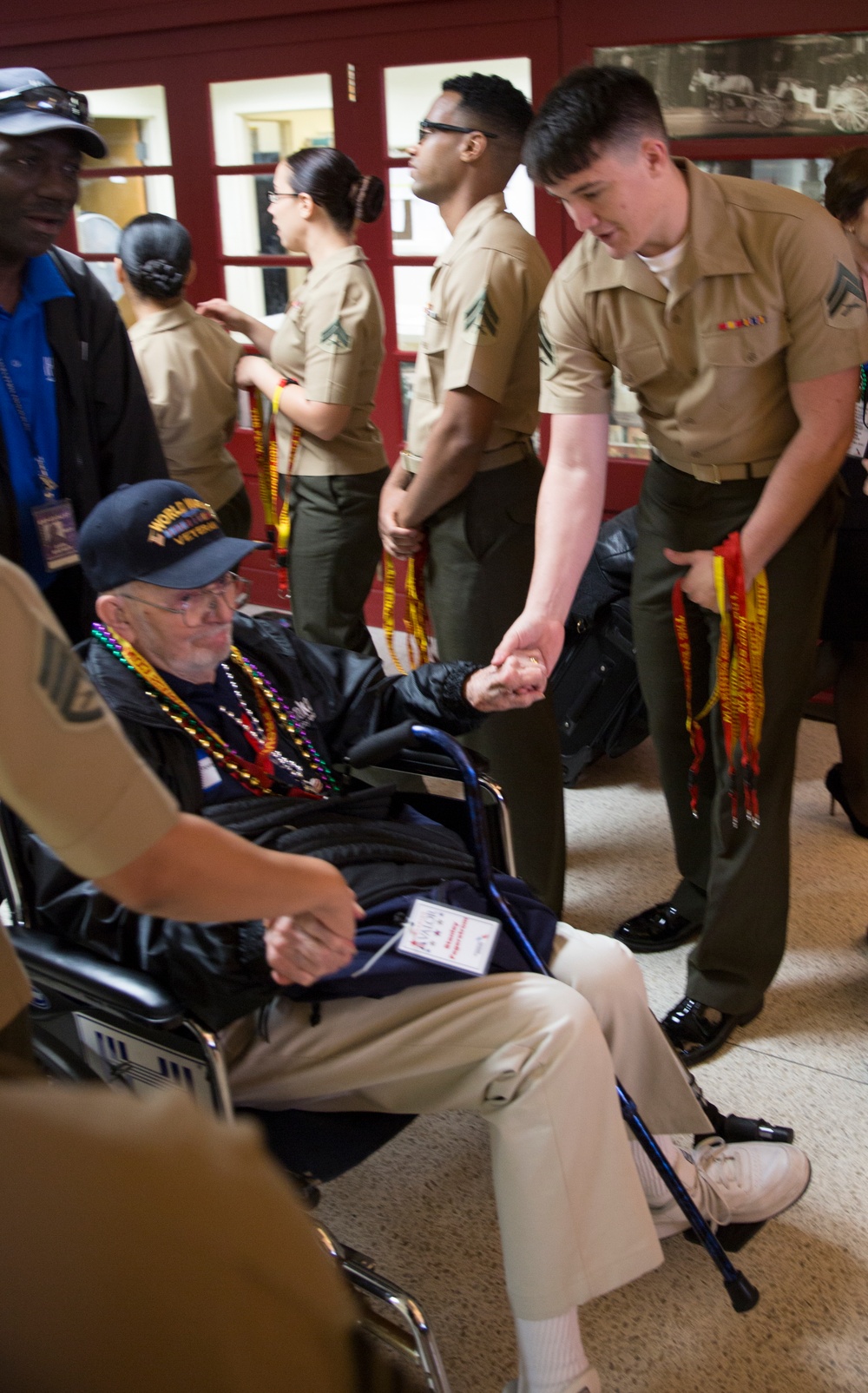 MARFORRES Marines greet WWII Veterans with the Soaring Valor program