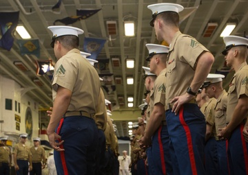 Man the Rails; Marines and Sailors arrive in Ft. Lauderdale