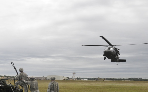 Black Hawks lift artillery