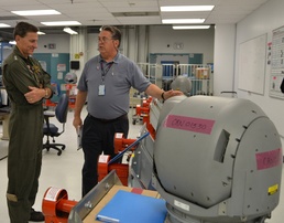 FRCSE hosts top NAVAIR commander