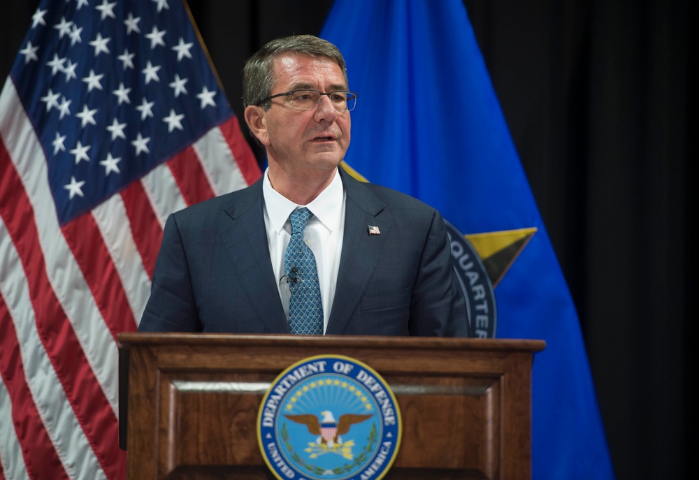 SD hosts counter-ISIL meetings at EUCOM