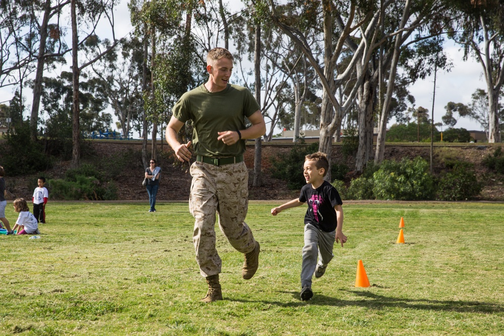 Marines with Single Marine Program visit San Diego school