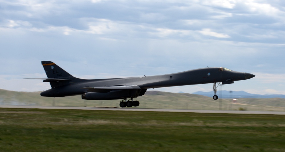 Upgraded B-1 touches down at Ellsworth