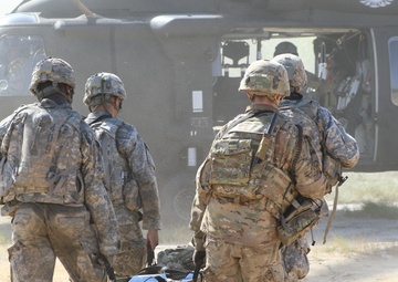 Paratrooper, MEDEVAC training during Live-Fire Exercise