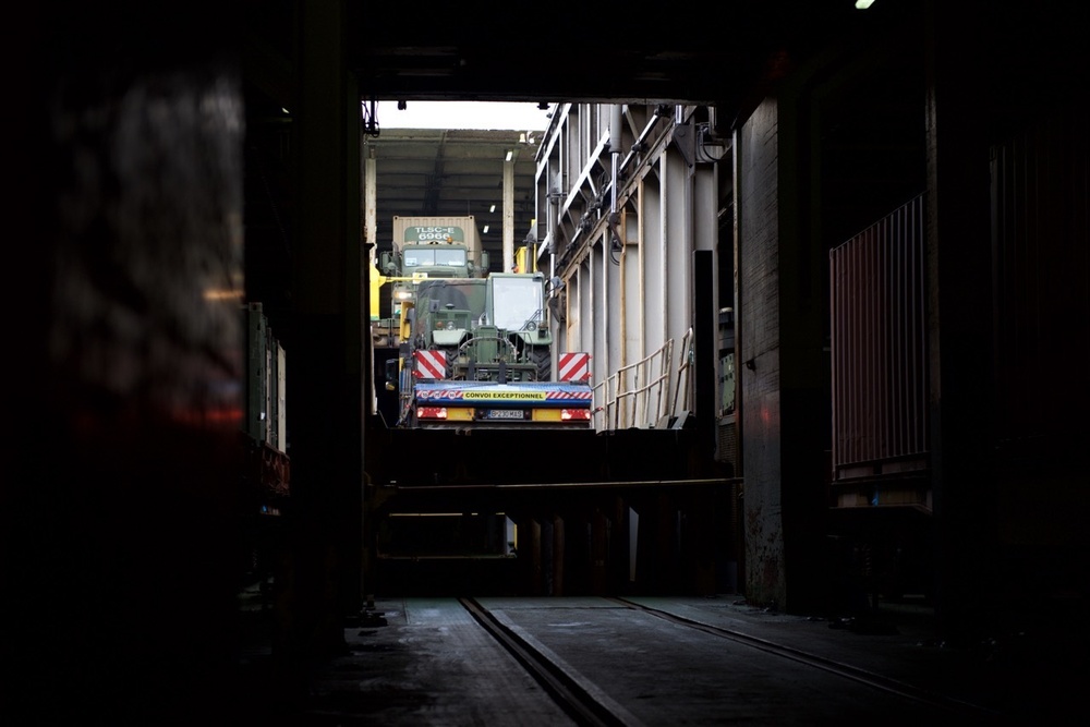 Lowering onto the tracks