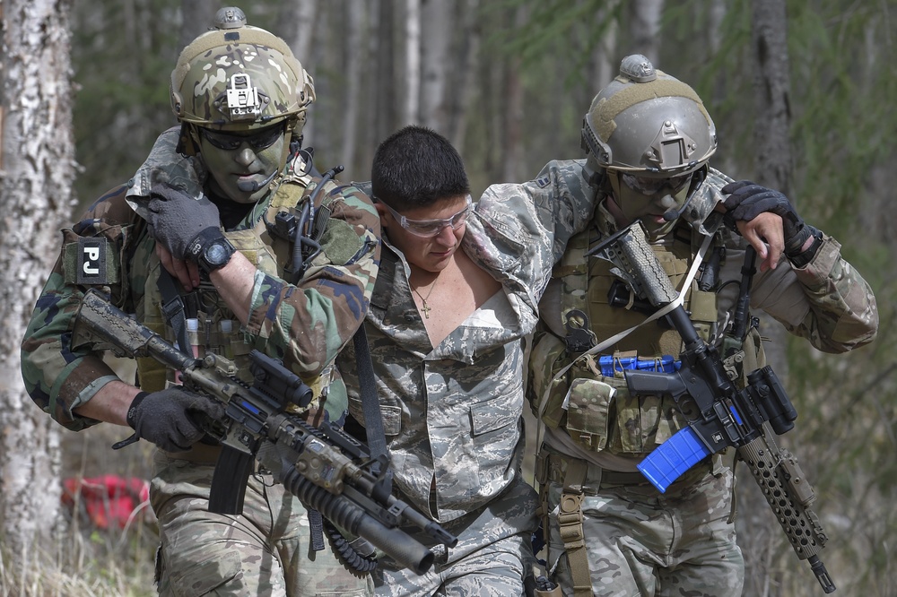 212th Rescue Squadron conducts mass-casualty exercise