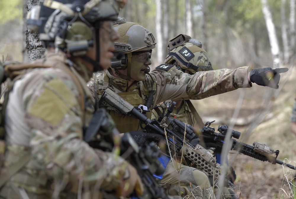 212th Rescue Squadron conducts mass-casualty exercise