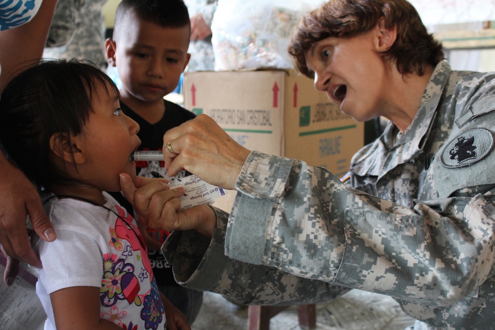 JTF-Bravo Medical Element performs first cross-border MEDRETE to help those in need