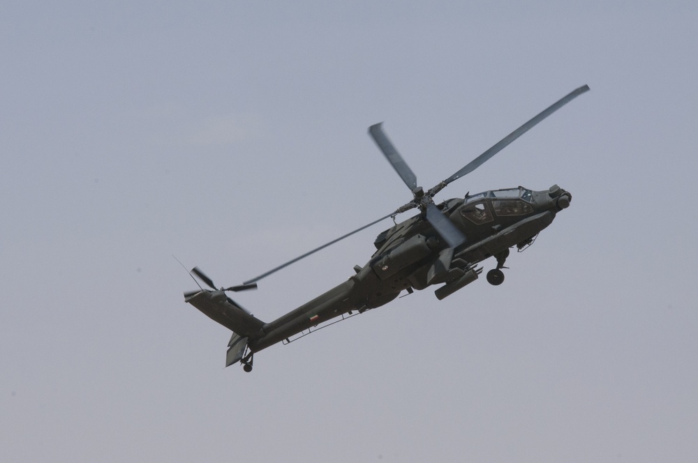 KAF, 40th CAB make history with Apache live-fire shoot