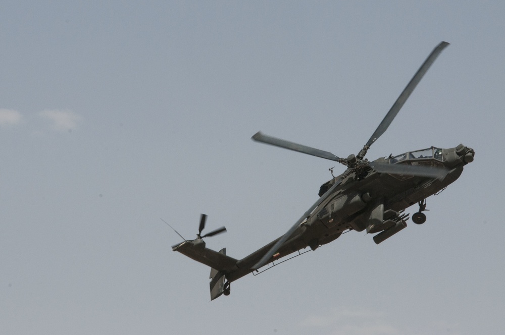 KAF, 40th CAB make history with Apache live-fire shoot