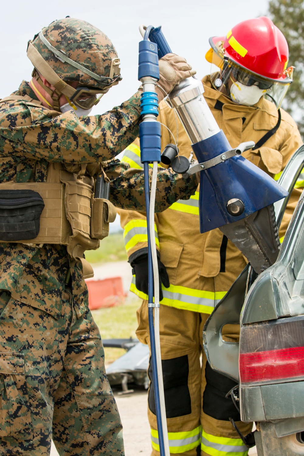 SPMAGTF-CR-AF Marines &amp; Spanish firefighters conduct vehicle extrication training