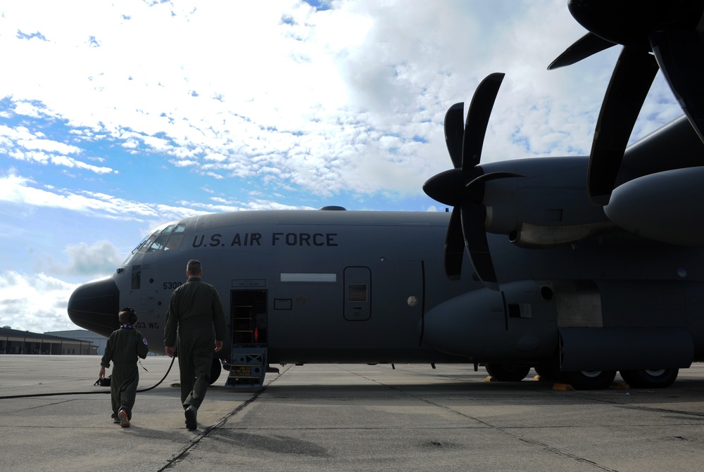 403rd Wing hosts first Pilot for a Day