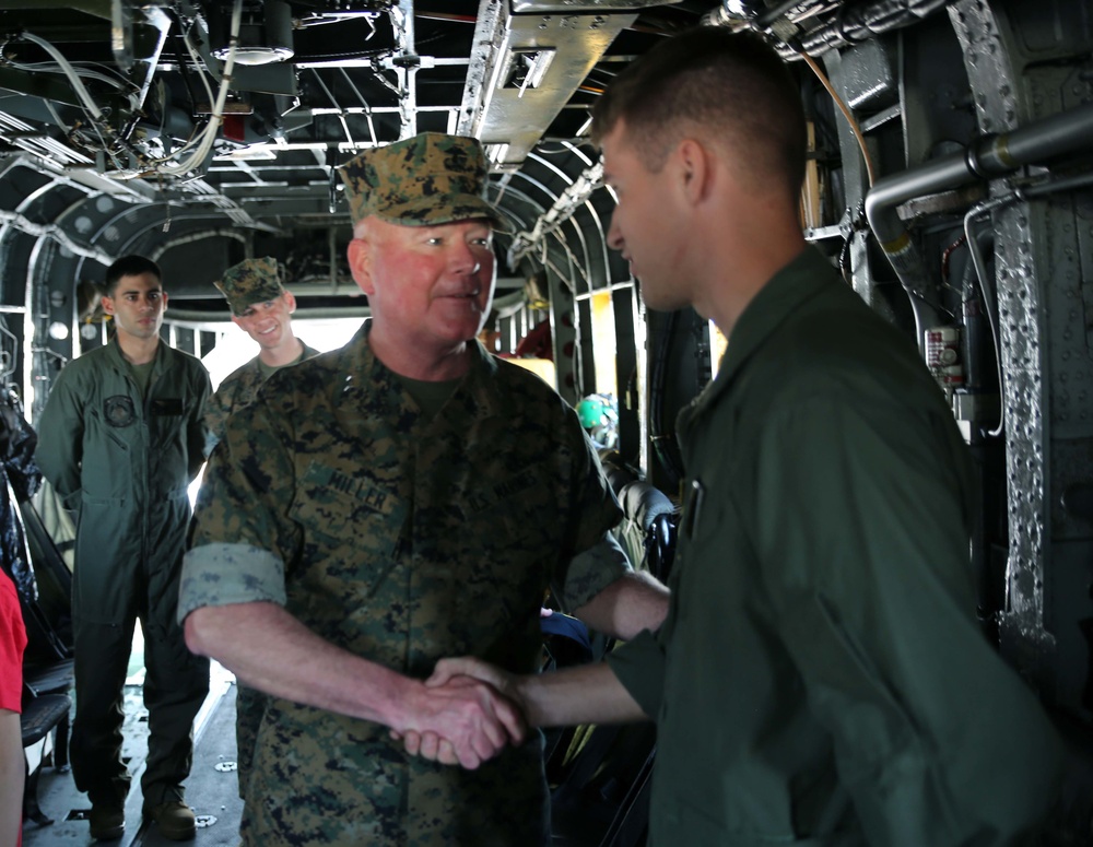 II MEF CG visits USS Bataan