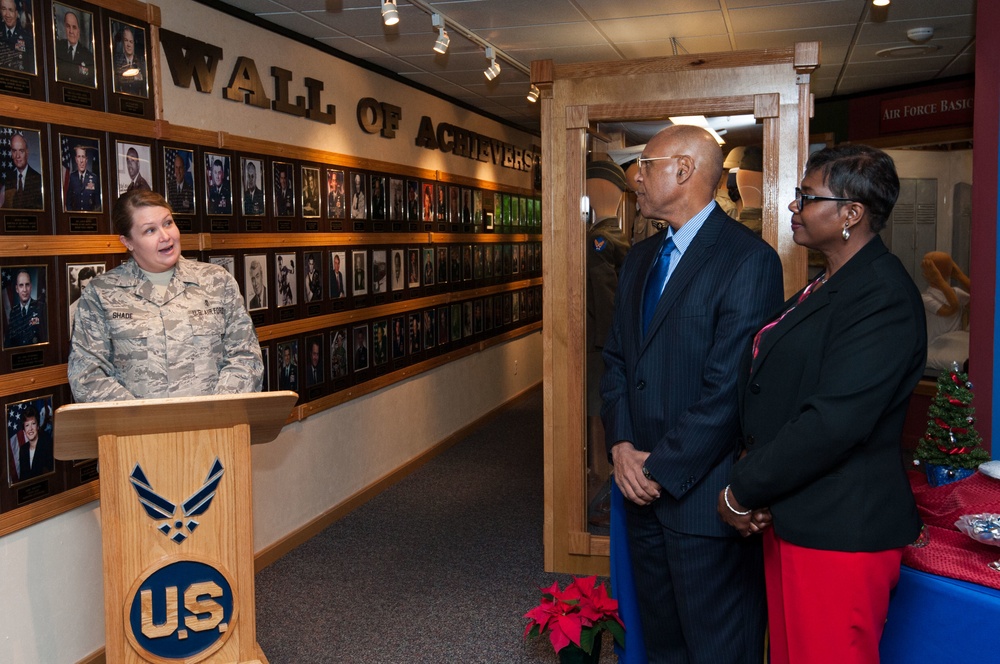 General Spencer Honored by EHRI