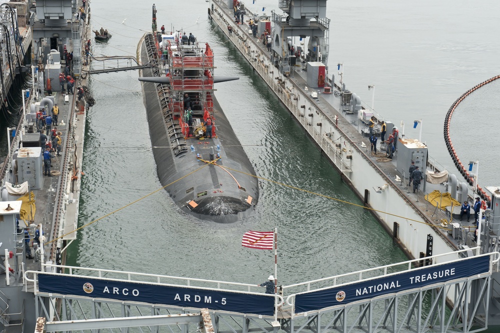 USS Oklahoma City enters the floating dry dock Arco