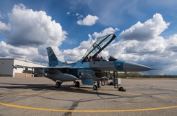 Flying to get familiar; maintainer gains new perspective of mission