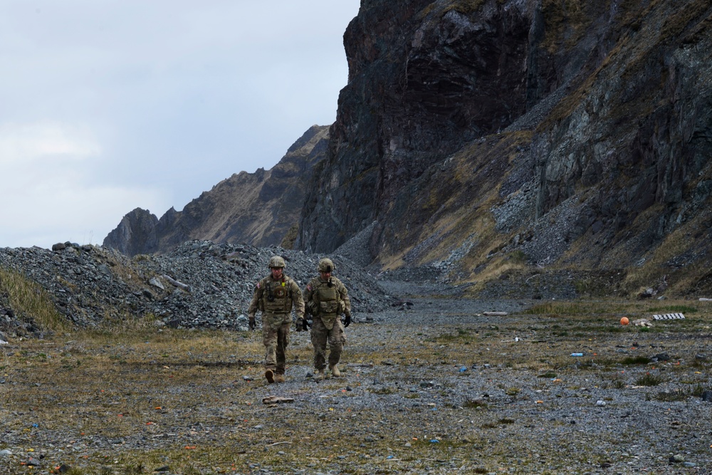 716th EOD Company responds to Dutch Harbor