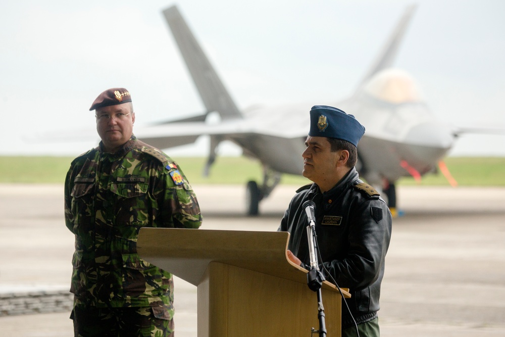 BSRF: 1st time F-22 Raptor visits Romania