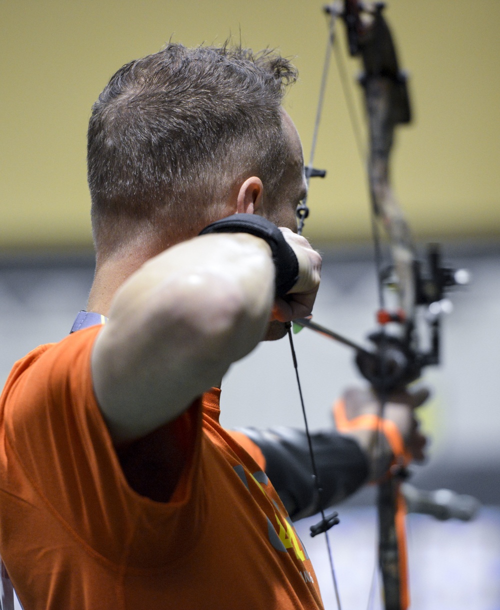 'I AM' Aiming and Supporting My Country: Archery Preliminaries at 2016 Invictus Games