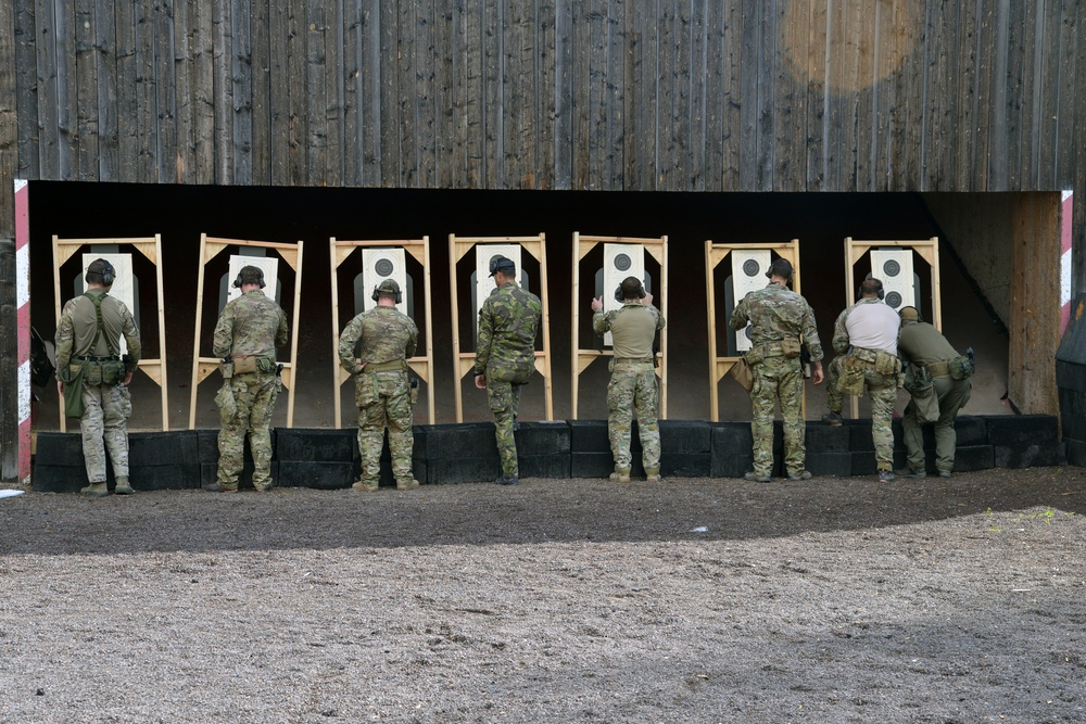 1st Battalion, 10th Special Forces Group (Airborne) M9 pistol range