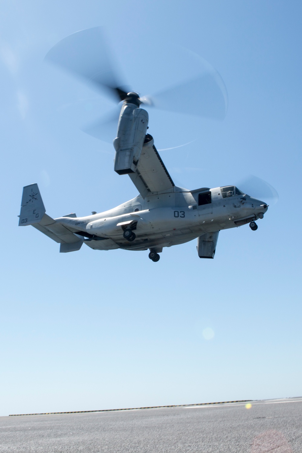 SPMAGTF-CR-AF Ospreys land on French Ship BPC Dixmude