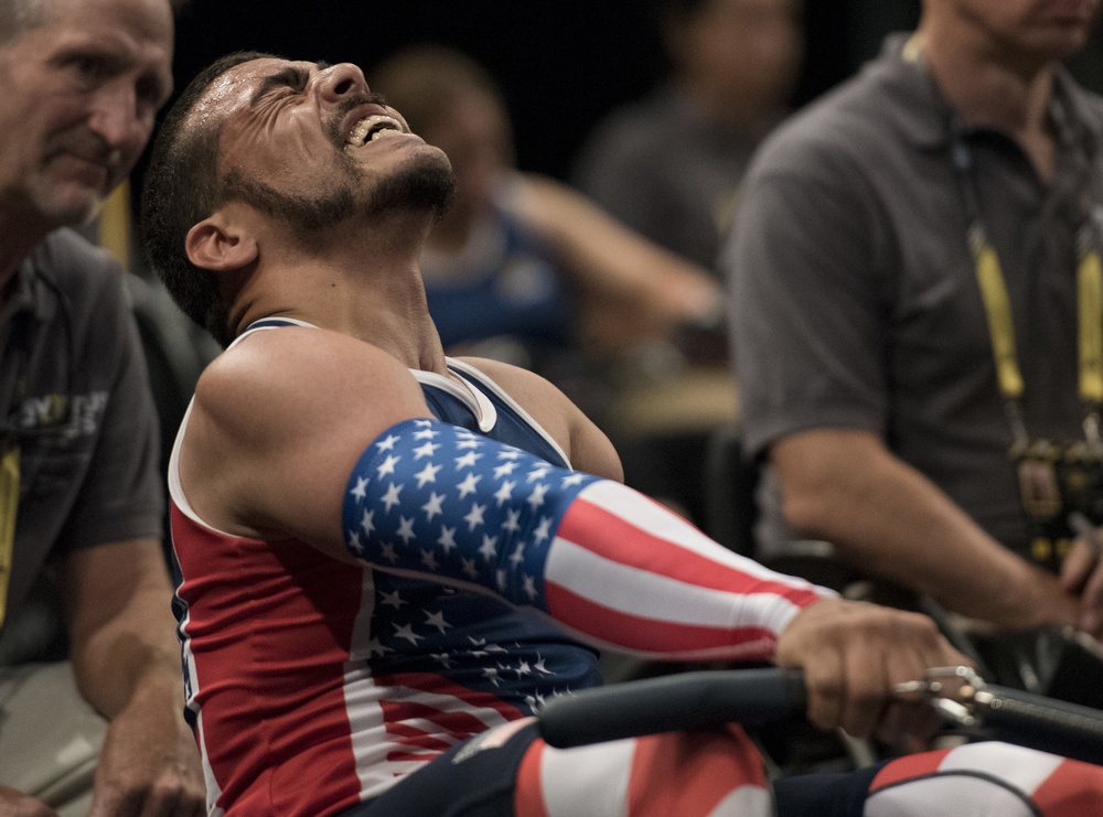 US Team competes in rowing during Invictus Games 2016