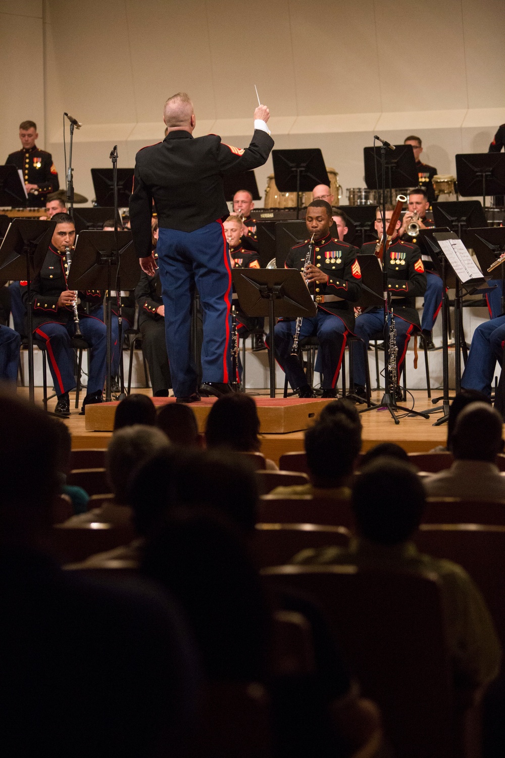 III Marine Expeditionary Force Band wows dignitaries, community with performance dedicated to earthquake victims