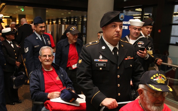 HHBN, I Corps help Honor Flight veterans
