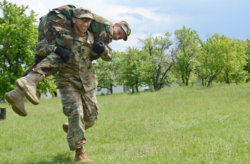 RES 2CR Soldiers train with Moldovan Army