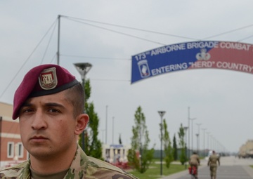 Sky Soldier receives CSM Doug Russell Award