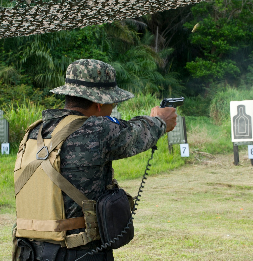 U.S. Marine Security Cooperation Team helps provide counter-drug training to Honduran sailors