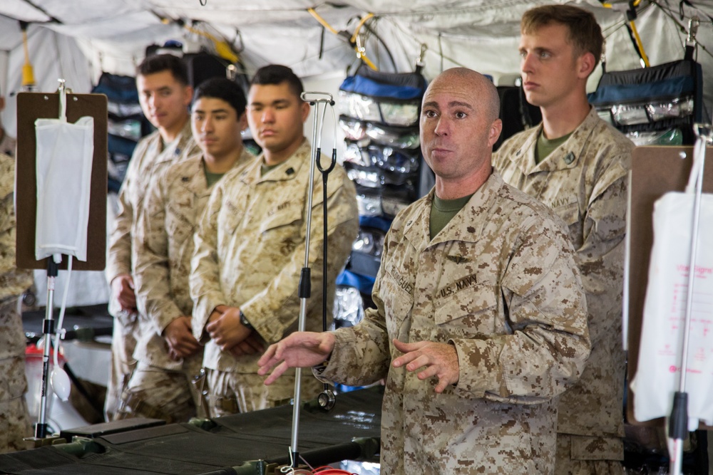 MEU Exercise 2016: Corpsmen-Osprey Familiarization