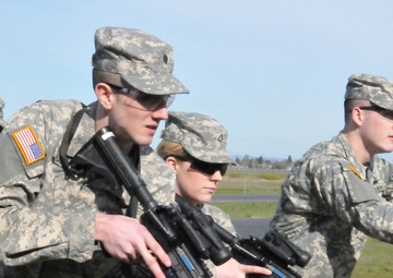 Oregon National Guard military police learn active shooter response from civilian law enforcement instructors