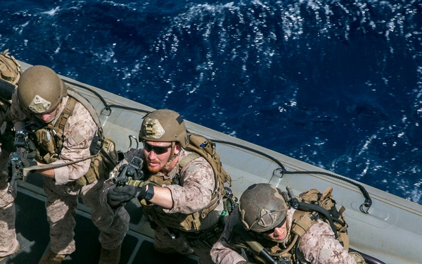 13th MEU Boxer VBSS