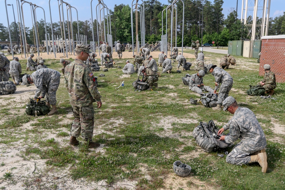 Falcons Conduct Brigade Basic Airborne Refresher