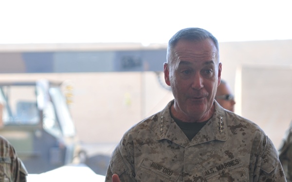Chairman of Joint Chiefs of Staff visits 40th CAB