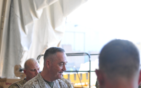 Chairman of Joint Chiefs of Staff visits 40th CAB